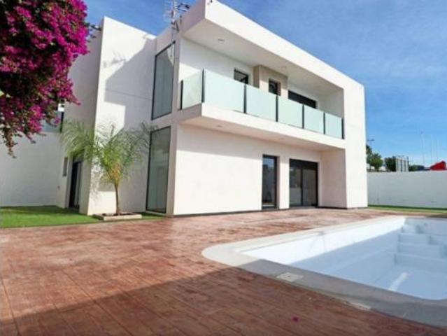 Chalet en venta en Los Baños, Oriental