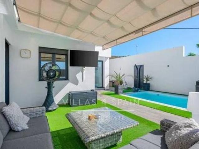 Chalet en venta en Los Baños, Oriental