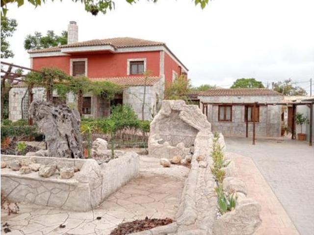 Chalet en venta en La Matanza, Oriental