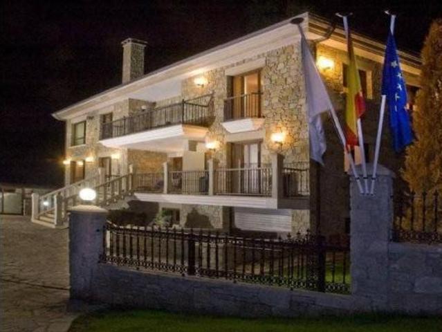 Villa en venta en Foz, As Viñas