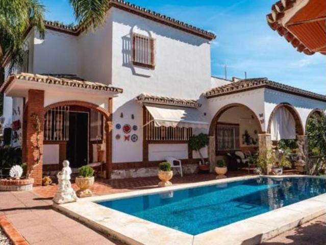 Chalet en venta en Los Pacos, Costa del Sol Occidental