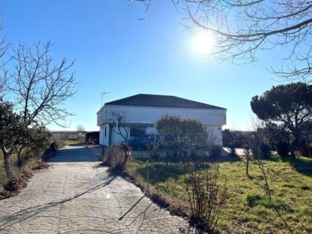 Chalet en venta en Fuente El Saz De Jarama, Madrid