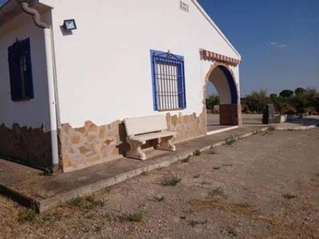 Chalet en venta en Fuentealbilla, Castilla-La Mancha