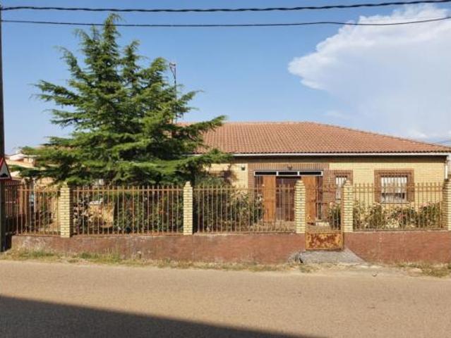 Chalet en venta en Fuenteguinaldo, Castilla y León