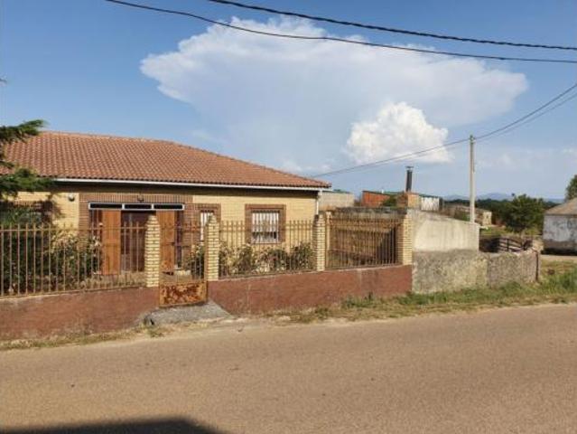 Chalet en venta en Fuenteguinaldo, Castilla y León