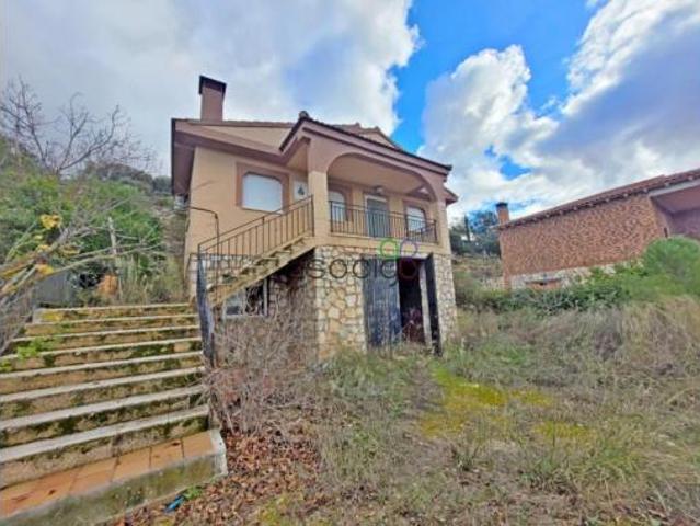 Chalet en venta en Fuentenovilla, Castilla-La Mancha