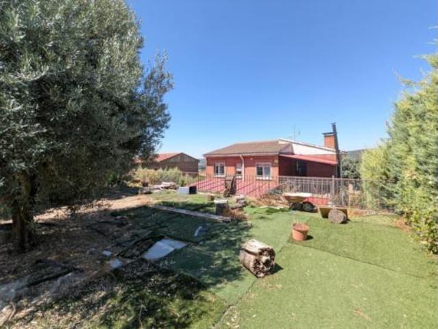Chalet en venta en Fuentenovilla, Castilla-La Mancha