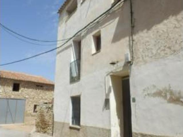 Chalet en venta en Allueva, Teruel
