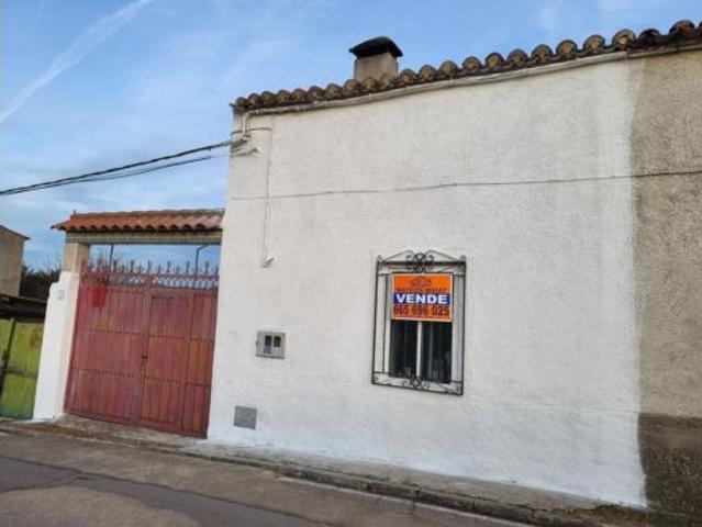 Chalet en venta en Fuentes De Oñoro, Castilla y León