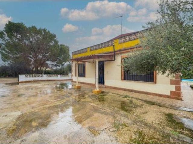 Villa en venta en Gaianes