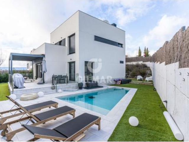 Chalet en venta en La Navata, Galapagar