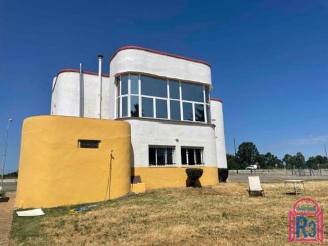 Chalet en venta en Garrafe De Torío, Castilla y León