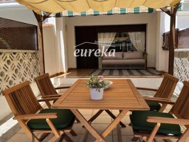 Villa en venta en Garrigàs