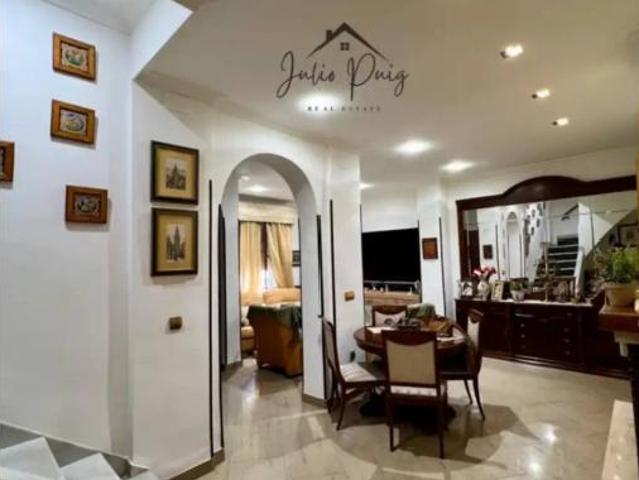 Chalet en venta en Parcelas de Porsiver, Gelves