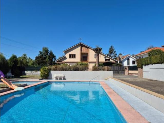 Chalet en venta en Gijón, Asturias