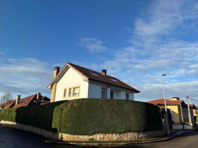 Chalet en venta en Gijón, Asturias