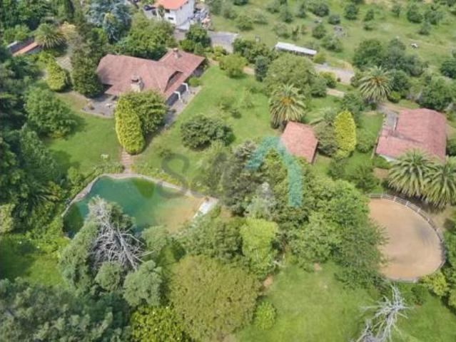 Chalet en venta en Cefontes, Gijón