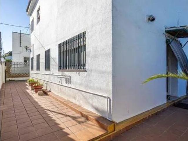 Chalet en venta en Los Pintores, Gines