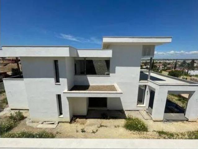 Chalet en venta en Gines, Andalucía