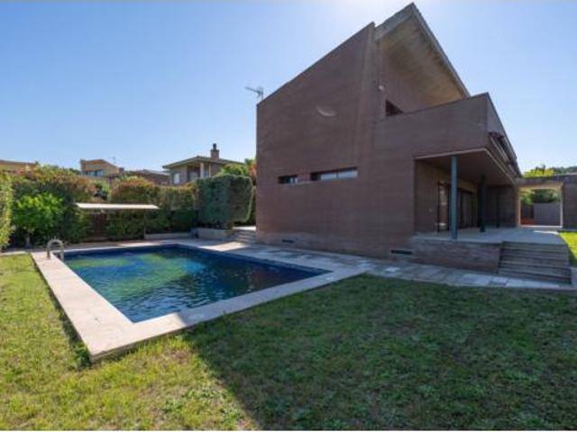 Chalet en venta en Palau, Gironès
