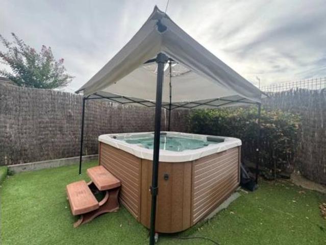 Chalet en venta en Palau, Gironès