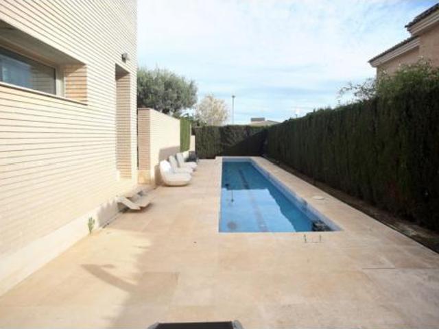 Chalet en venta en Campolivar, l'Horta Nord