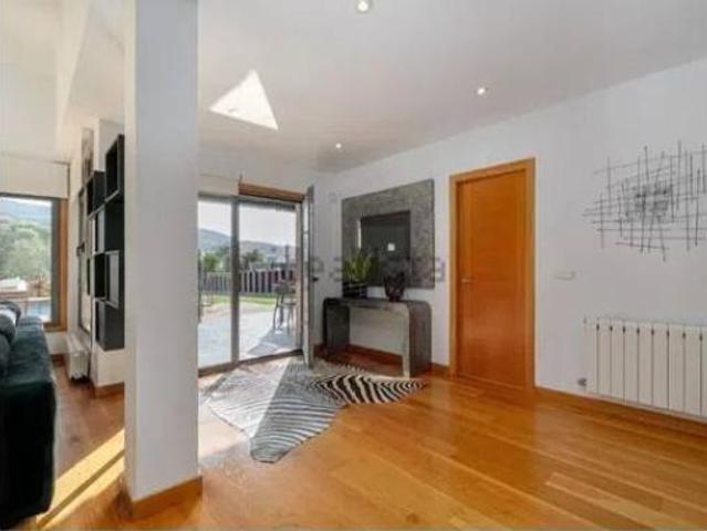 Chalet en venta en Borreiros, Vigo