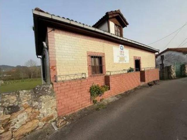 Chalet en venta en Grado, Asturias