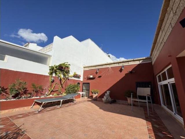 Chalet en venta en La Tejita, Granadilla de Abona