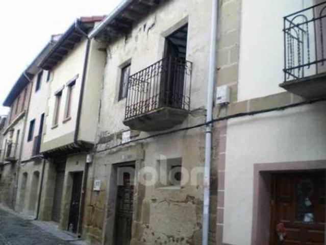 Chalet en venta en Grañón, La Rioja