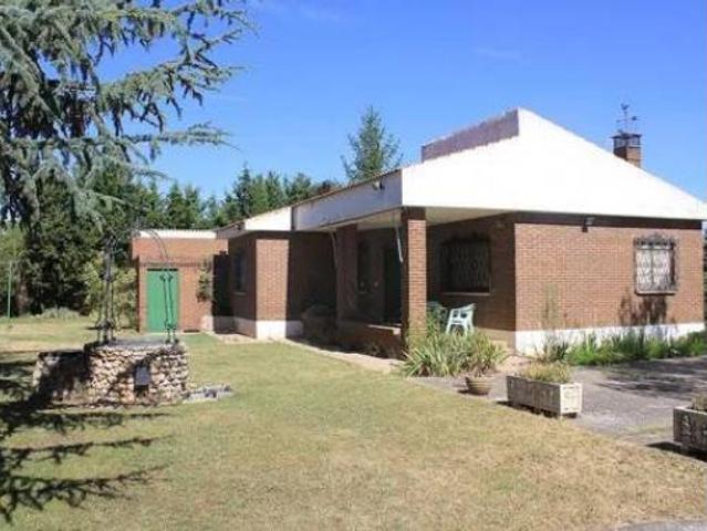 Chalet en venta en Urbanización La Verdeguera, Grijota