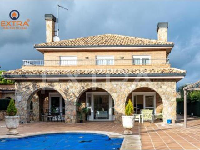 Chalet en venta en Guadalix De La Sierra, Madrid