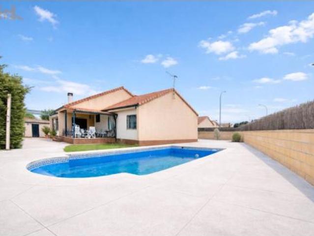 Chalet en venta en Guadarrama, Madrid