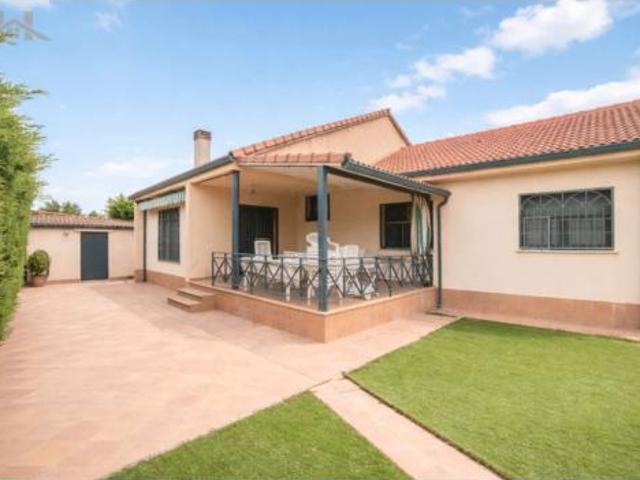 Chalet en venta en Guadarrama, Madrid