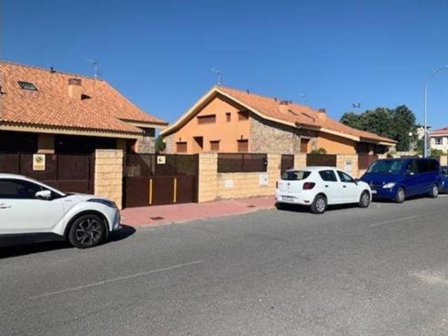 Chalet en venta en Guadarrama, Madrid