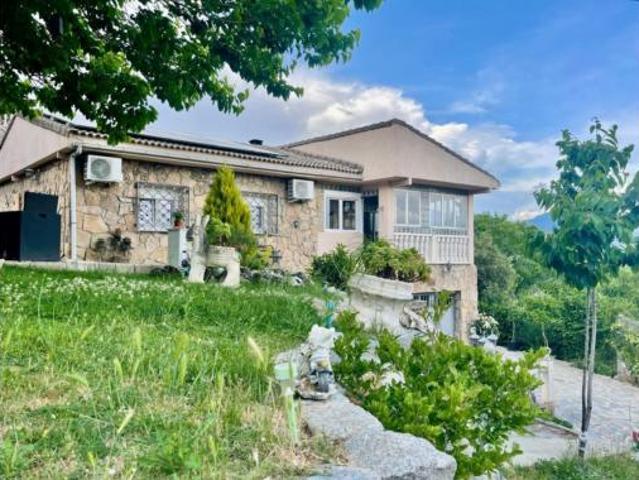 Villa en venta en Guadarrama, Las Cabezuelas