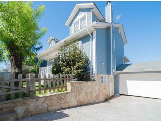 Chalet en venta en Guadarrama, Madrid