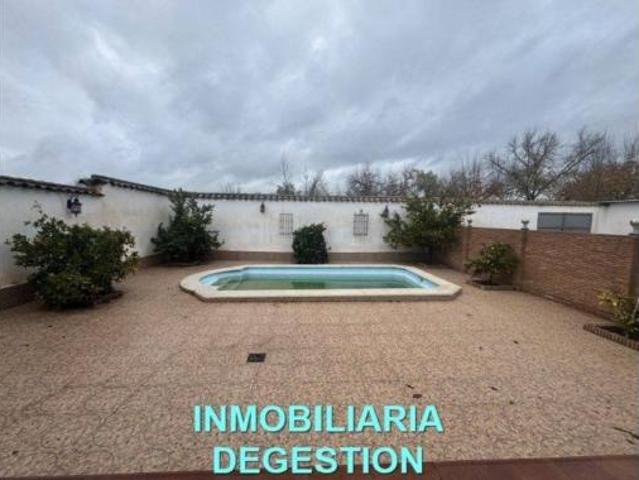 Chalet en venta en Guarromán, Andalucía