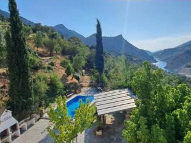 Chalet en venta en Güejar Sierra, Granada