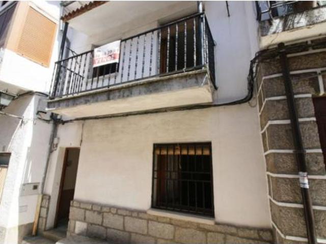 Villa en venta en Guisando