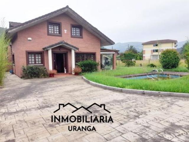 Chalet en venta en El Puente, Guriezo