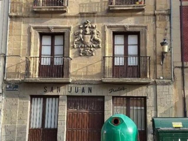 Chalet en venta en Haro, La Rioja