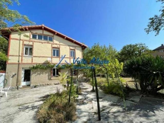 Chalet en venta en Haro, La Rioja