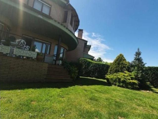 Chalet en venta en Haro, La Rioja