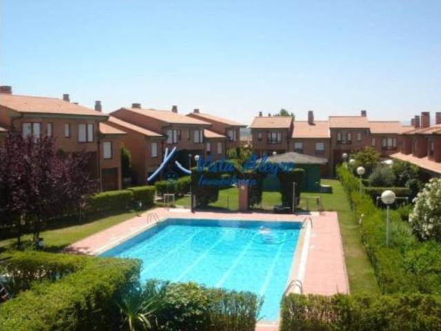 Chalet en venta en Haro, La Rioja