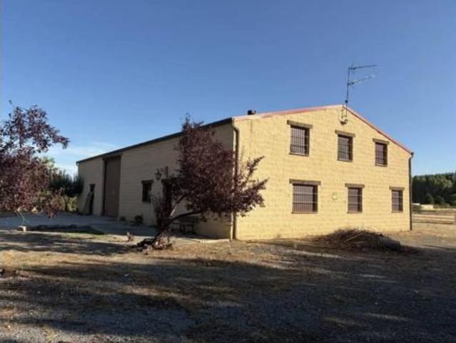 Chalet en venta en Hontanares De Eresma, Castilla y León