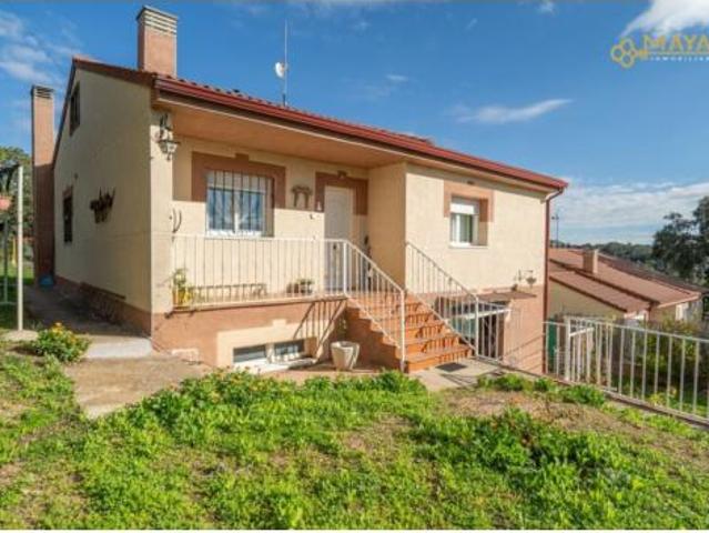 Villa en venta en Hontoba, Urbanización El mirador de Hontoba