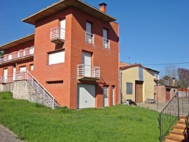 Chalet en venta en Hontoria Del Pinar, Castilla y León