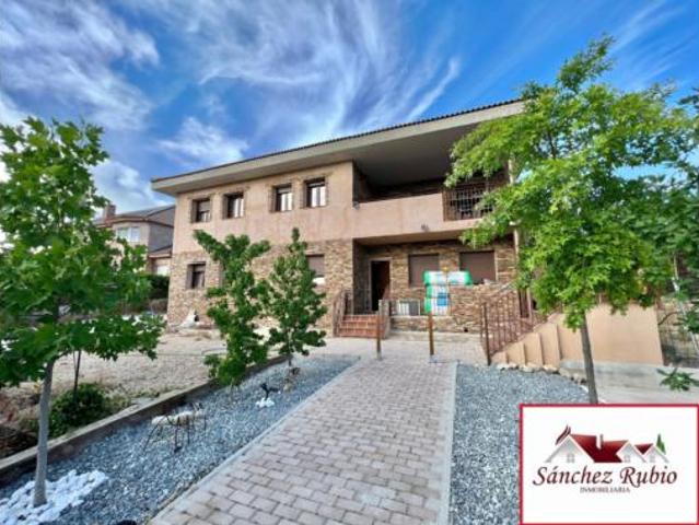 Villa en venta en Hoyo De Manzanares, Parque de Las Colinas