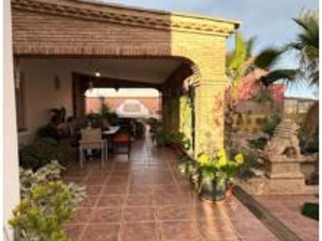 Chalet en venta en La Gloria, Huércal De Almería